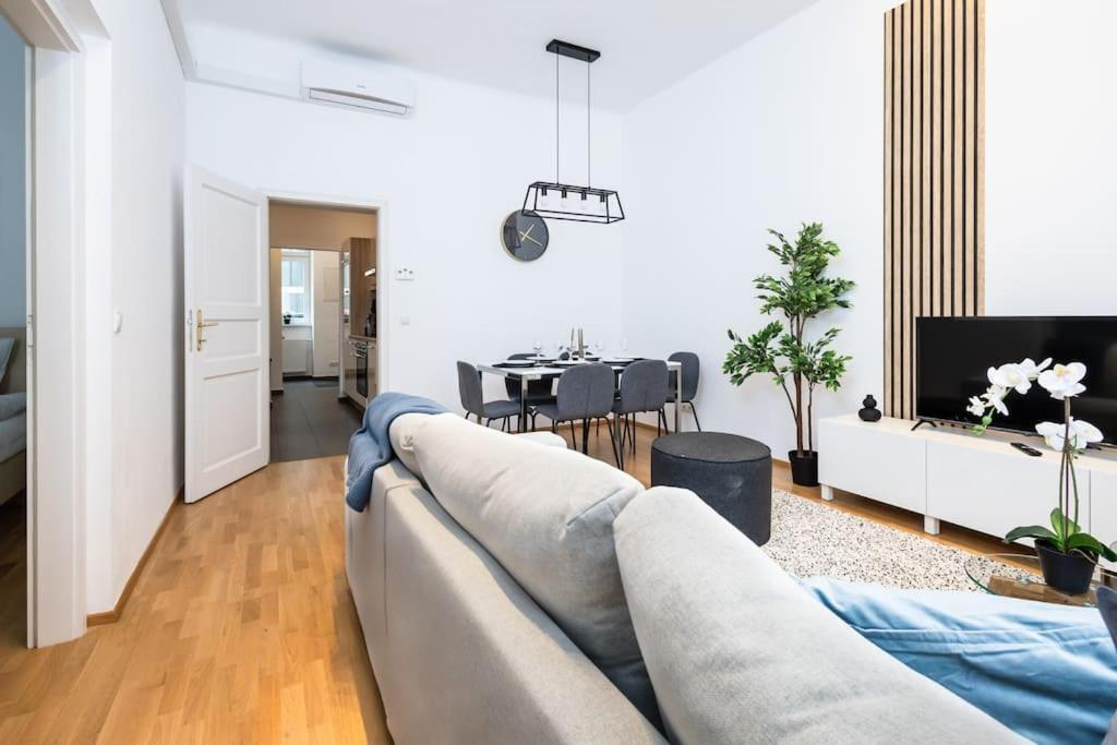 Orestaliving - Spacious 2Br On The Danube Canal 维也纳 外观 照片